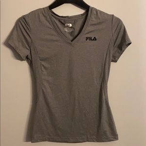 ⭐️2/$10 - Fila grey tee